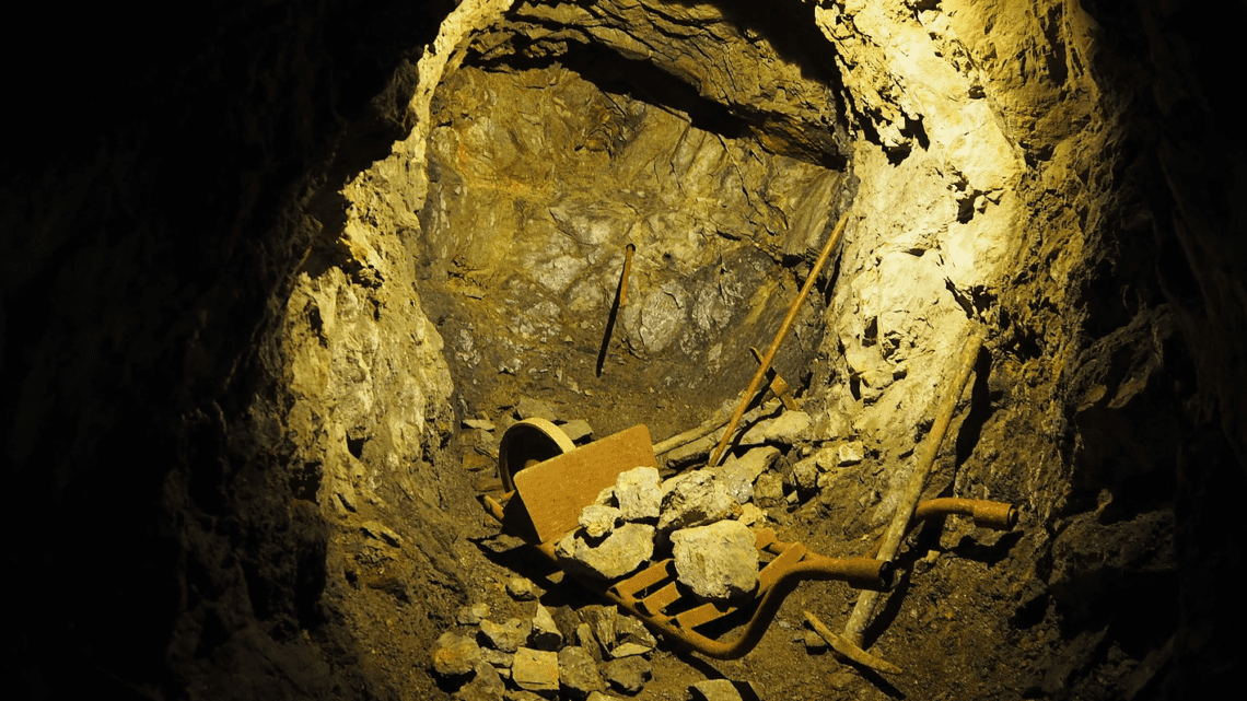 Rahmenprogramm: Besuch der Goldmine in Sessa